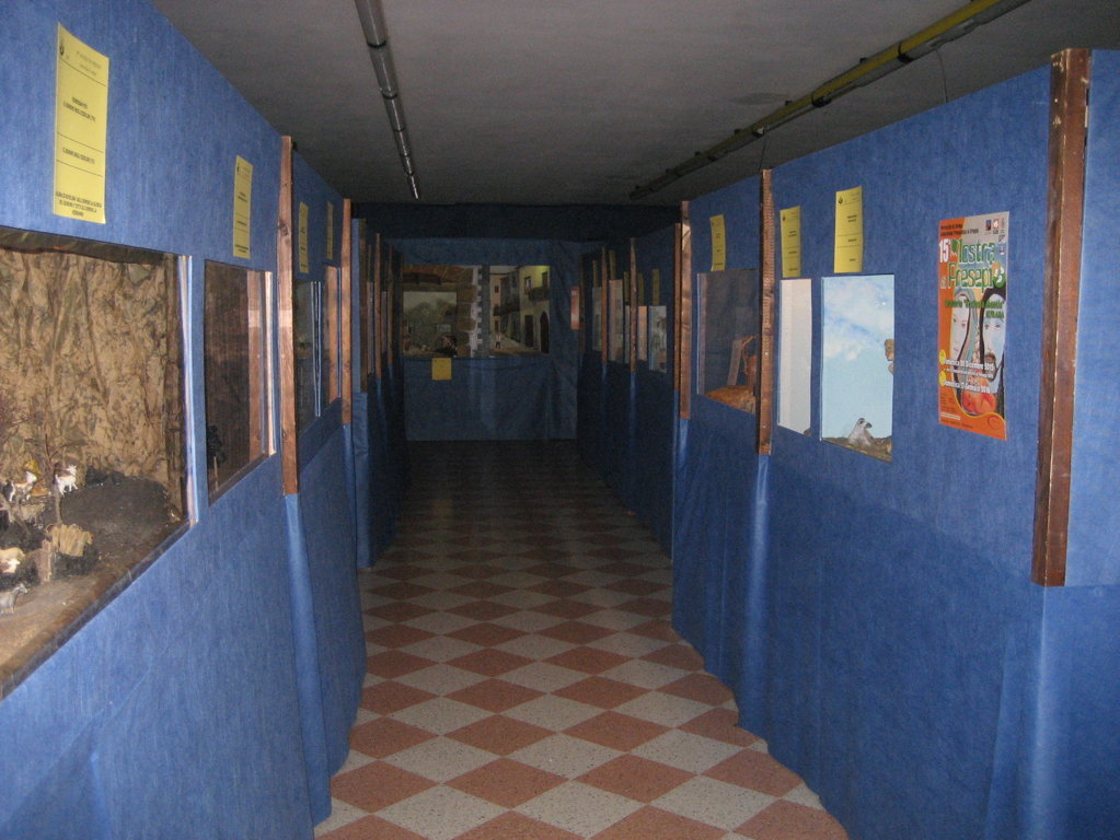 clicca per ingrandire clicca per ingrandire
